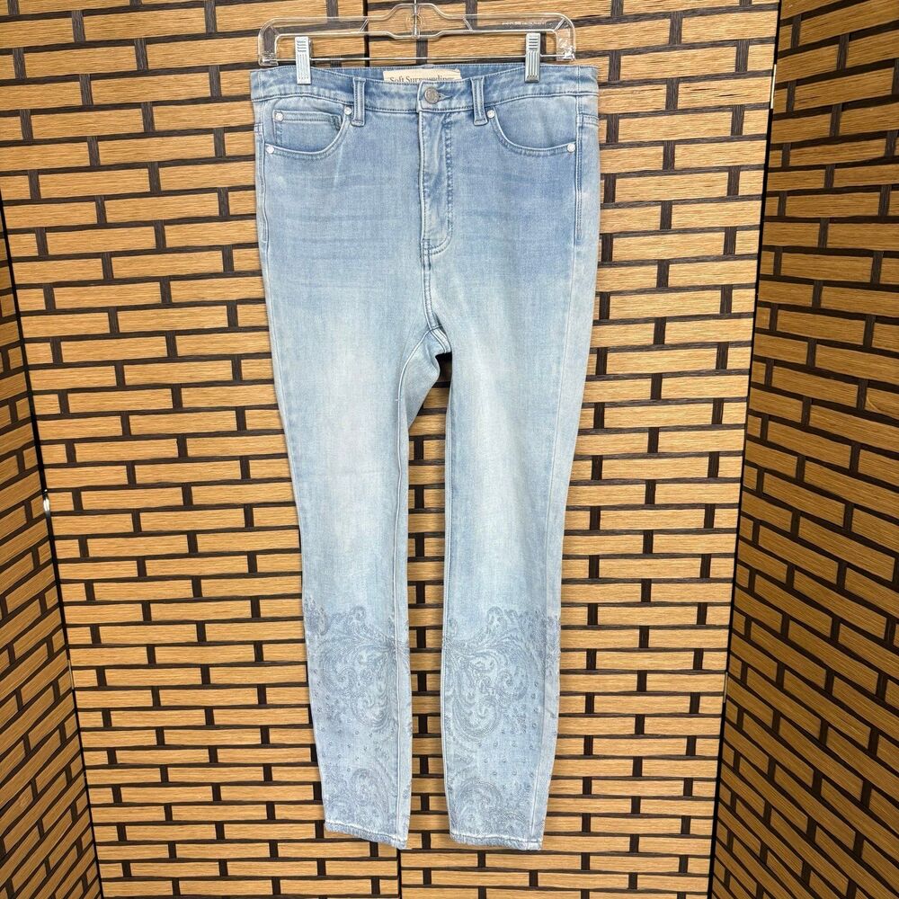 Soft Surroundings‎ Embroidered Hem Jeans Size 6